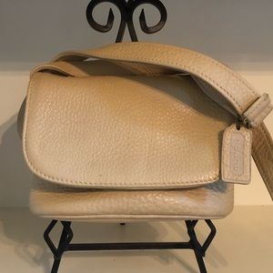 Coach All Leather Purse - Excellent Condition